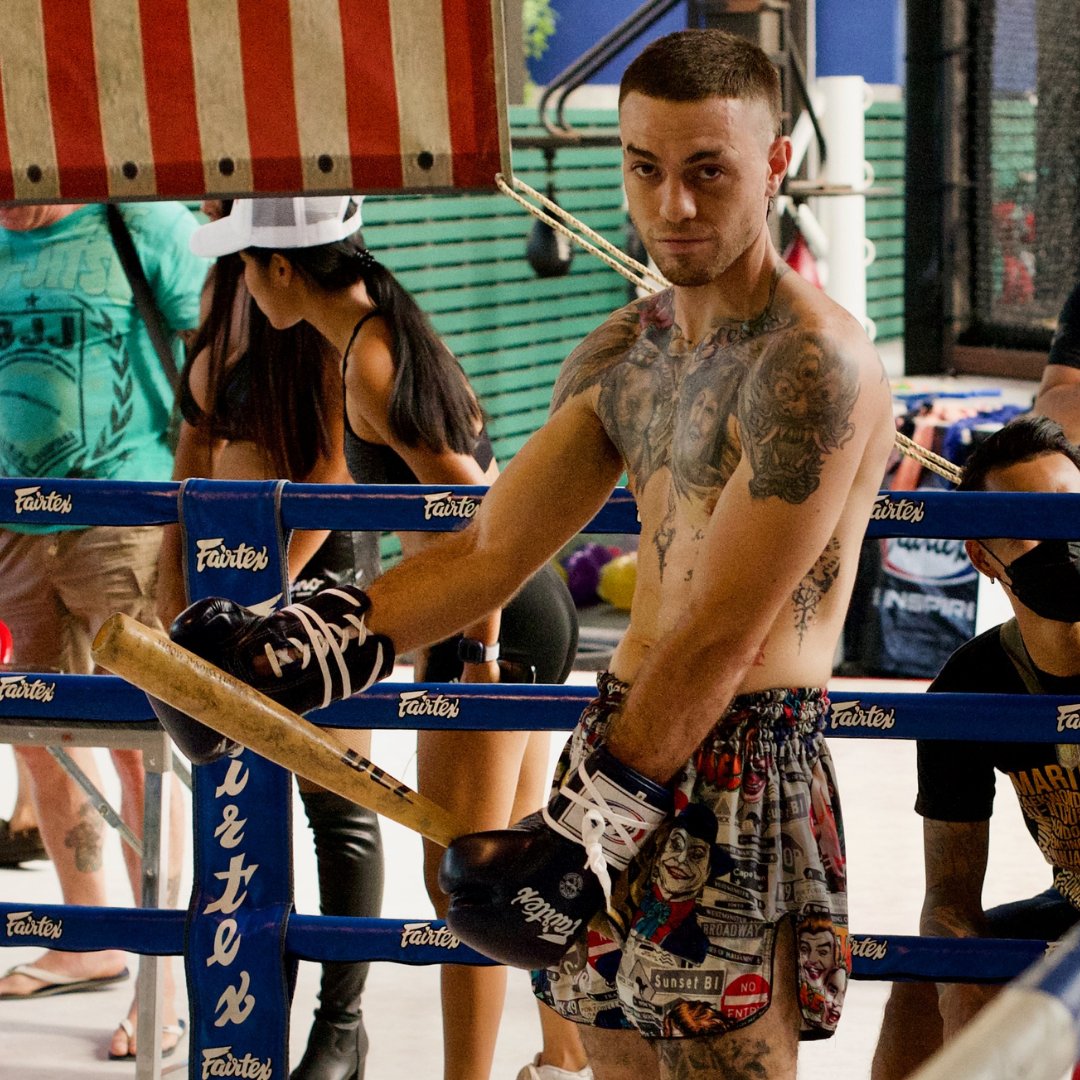 FullMetalDojo's tweet photo. Rockie Bactol is coming out late like his fu*king party and beat the shit out of Bryson Dean Collins in Batshit Boxing.

Fight Circus Vol.3 - Hold My Beer's RING-MASTERS CUT is premiering soon on Patreon - https://t.co/qRhb8pylQY

#BatshitBoxing #FightCircus #HoldMyBeer #FMD #FC3 https://t.co/CLh82WpX5J