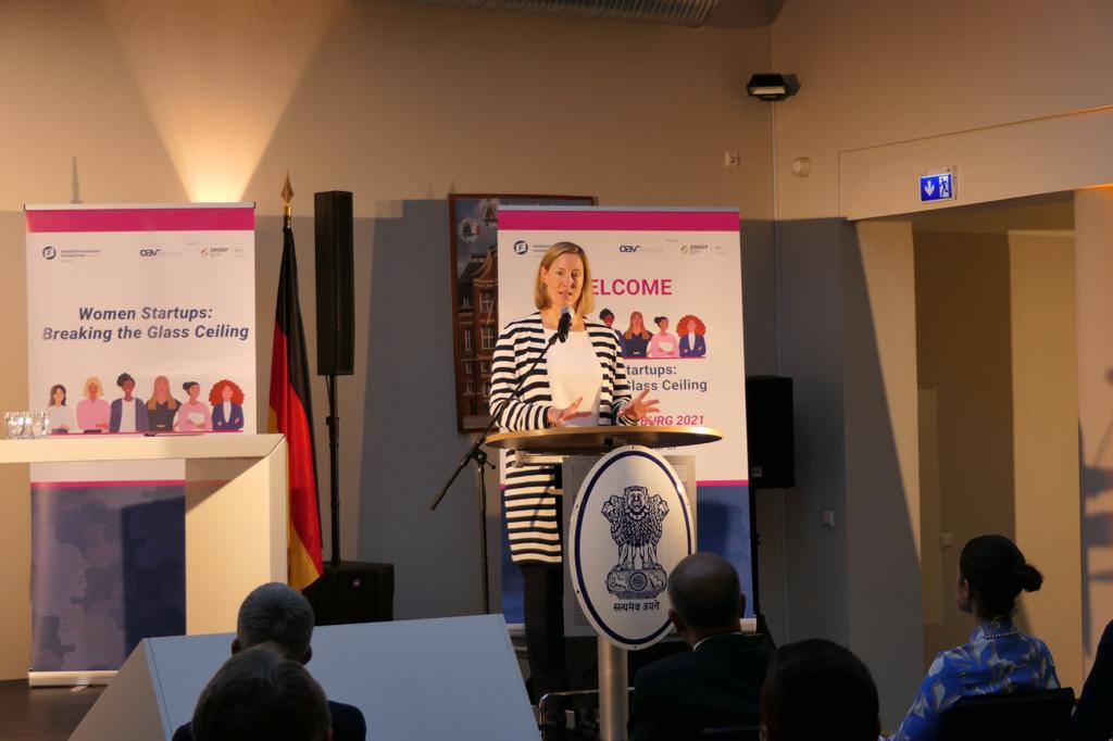 IndiainHamburg's tweet photo. “Women Startups: Breaking the Glass Ceiling” (9th November 2021)

@MEAIndia @eoiberlin @iccr_hq @AmritMahotsav 

#AzaadiKaAmritMahotsav #IndiaAt75 #indiafocus #indiaweekhamburg #Hamburg https://t.co/bPU3SAySAy