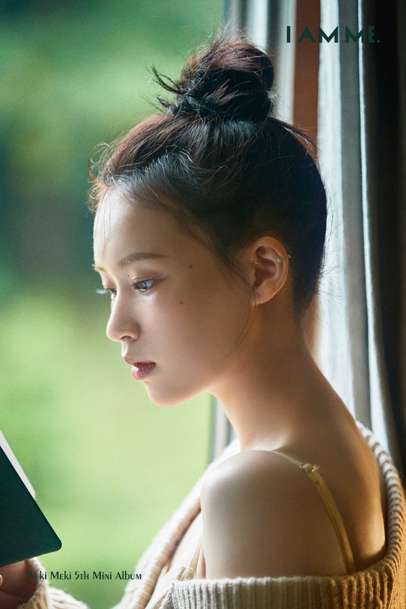 [#위키미키]
Weki Meki 5th Mini Album
<I AM ME.>
Concept Photo 📔 - Emotion
 
2021. 11. 18 6PM (KST) RELEASE
#WekiMeki #I_AM_ME #ELLY #엘리