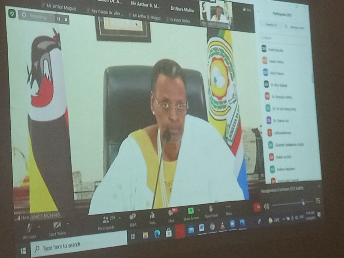 kyambogou's tweet photo. Maama @JanetMuseveni, the Chief Guest at the Virtual Higher Education Exhibition organized by @NCHEuganda has assuredly Institutions of  Higher Learning that the @Educ_SportsUg is aware of the prevailing challenges and is working on finding solutions. https://t.co/vIH7s8PTS9