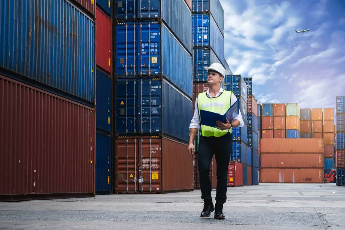FranceRoutiers's tweet photo. #Logistique : comment mieux évaluer les risques en entreprise ? > https://t.co/czrT6u3H4r via @Dynamiquemag 
#securite #prevention #risqueentreprise https://t.co/3Ns8Wyd0Mn