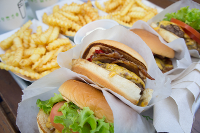 HungryHouse2020's tweet photo. .
.
#eat #fast # fast-food # hungry #delivery #Monday #Tuesday # Wednesday # Thursday #Friday #Saturday #Sunday #febuary #near easter #buger #chips #chicken #pizza #easter #delicious #hungry #breakfeast #KFC #Mcdonald #Sub-way #Nandos #peri peri #hot #cold #salt #peper #hebs https://t.co/S2UsXlY0Rr