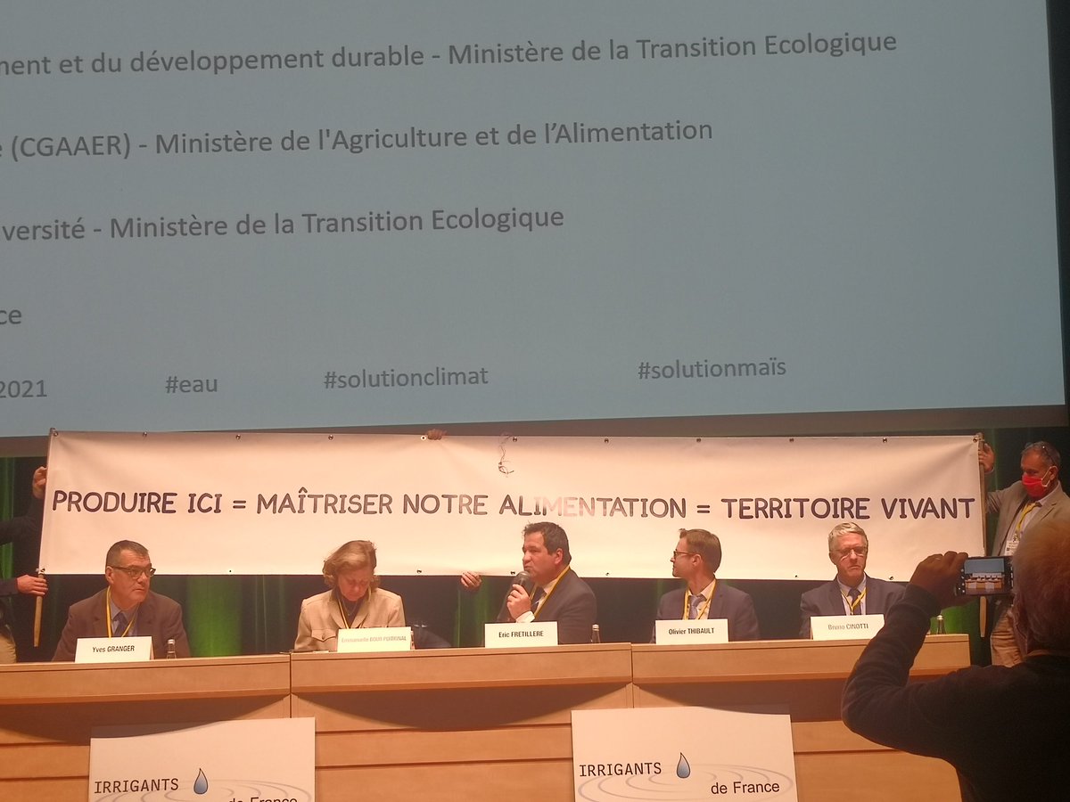 Quelque fois, ça arrive ! des manisfestations de bon sens !!
#congresmais2021 #solutionclimat
 produire ici =maîtriser notre alimentation=territoire vivant