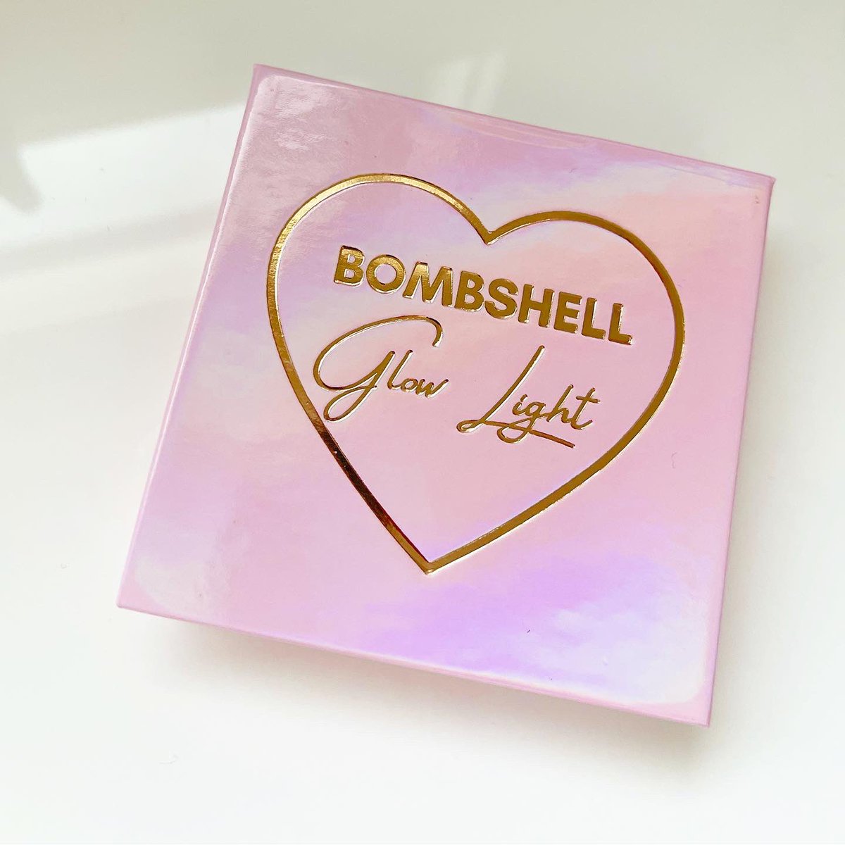 popselizabethr's tweet photo. The click frenzy sale has ended, but you can still grab one of these STUNNING Glow Light highlighters & get 35% off your order by using code CLICKFRENZY at checkout ✨
https://t.co/1kZtRhT3Ez
#glow #highlighter #sale #makeup #ClickFrenzy #like #makeupjunkie #bombshellbeauty https://t.co/6xsCXgc1Br