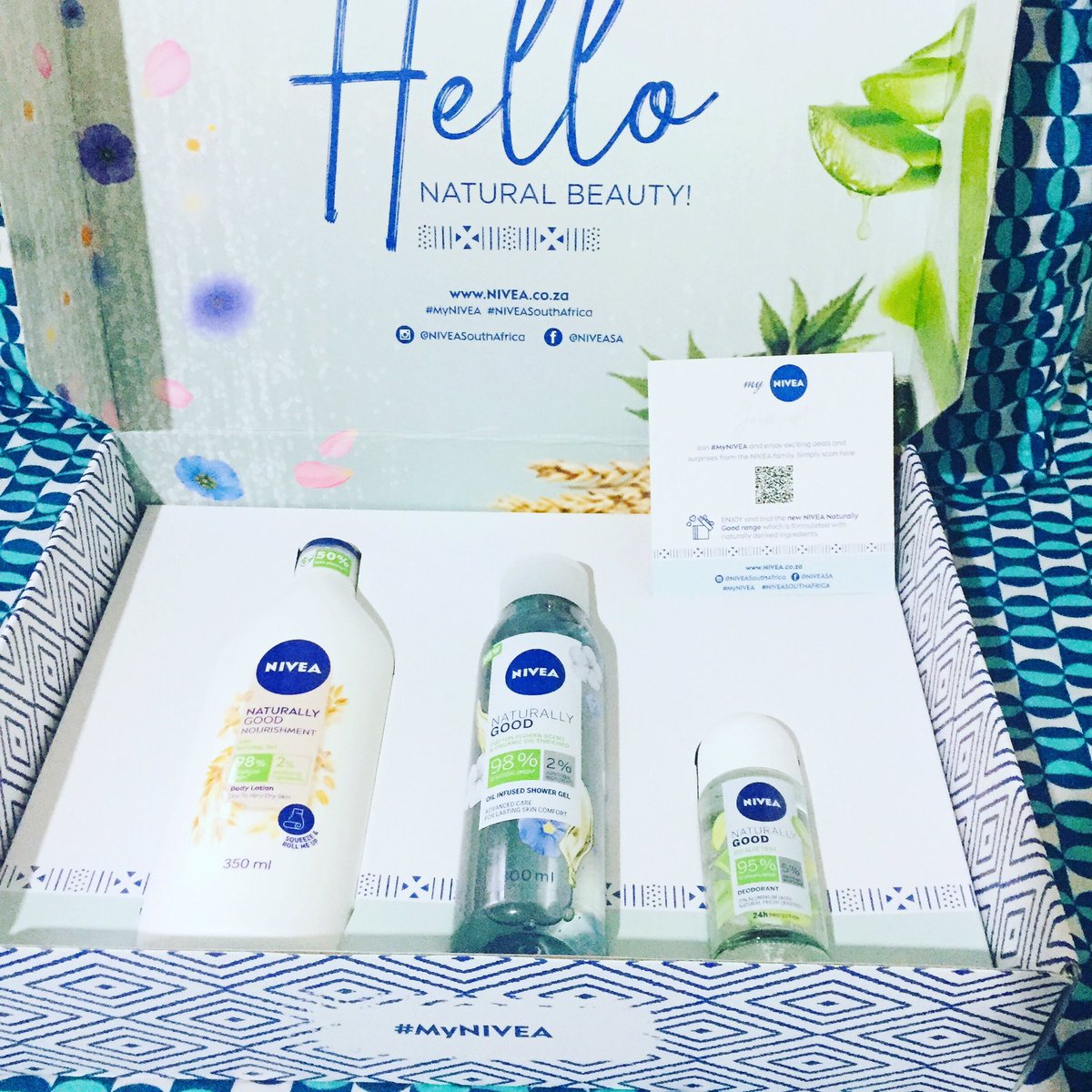 lungi_zzondi's tweet photo. Being part of my nivea family 🥰amazing fafa with gifts #mynivea #niveasa @NIVEASOUTHAFRICA https://t.co/bhSoWvpFGD