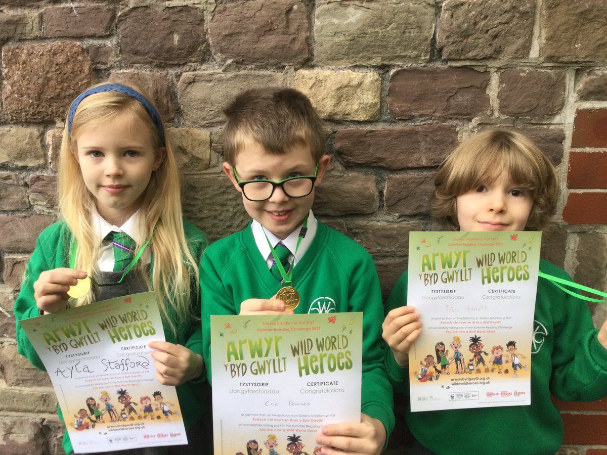Ayla, Eric and Toby successfully completed the #SummerReadingChallenge set by the <a href="/readingagency/">The Reading Agency</a>. 📚

Ardderchog!
