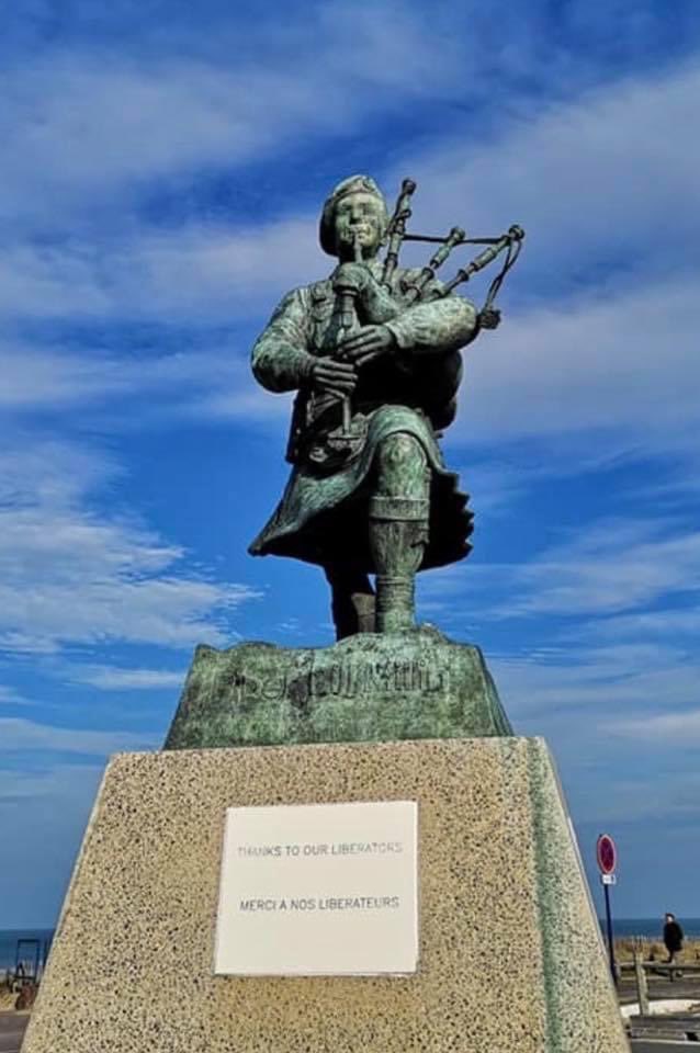 #LestWeForget 
#WeWillRememberThem 
#normandy #DDay #veterans #PiperBillMillin #commandos #swordbeach 🇬🇧🏴󠁧󠁢󠁳󠁣󠁴󠁿❤️💔