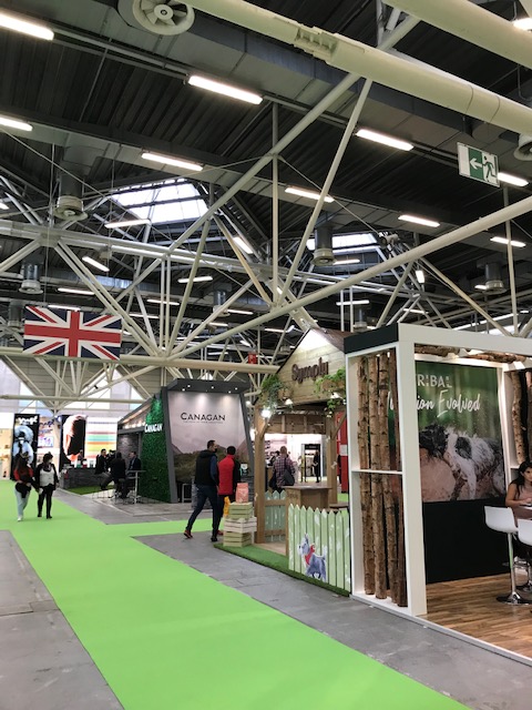 UK pet firms return in style as part of the British group <a href="/ZoomarkInt/">ZoomarkInternational</a> Great stands @CanaganPetFood <a href="/naturopetfood/">Naturo Pet Food</a> <a href="/mcadamspetfoods/">McAdams</a> <a href="/PetsChoiceLtd/">Pets Choice Ltd</a> we.pet yorapetfoods <a href="/ChickenGuards/">ChickenGuard™</a> <a href="/LawPrintPack/">Law Print & Packaging</a> <a href="/DogsLoveHownd/">HOWND</a> <a href="/TribalPetFoods/">Tribal Pet Foods</a> Good luck everyone