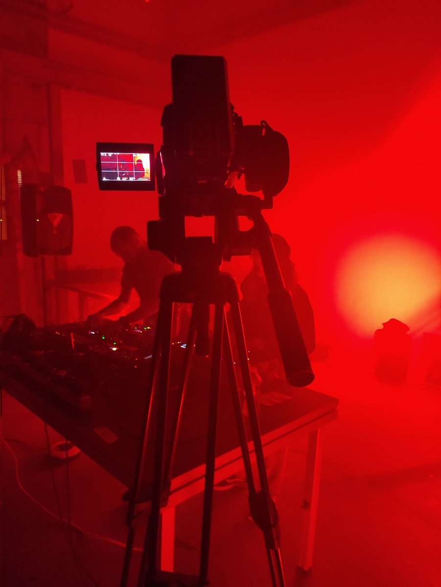 teorema_fde's tweet photo. Robótica🎚️
Teorema Festival, Barcelona 2021 💜

📸 @jorditrenzano

#barcelona #love #art #experimental #festival #teorema #music #visual #light #performance #installations #visual #video #game #arte #amor #teoremafestival #bcn #ambient #noise #drone #modular #synth #fotos #conamo https://t.co/N7x1IYBbEw