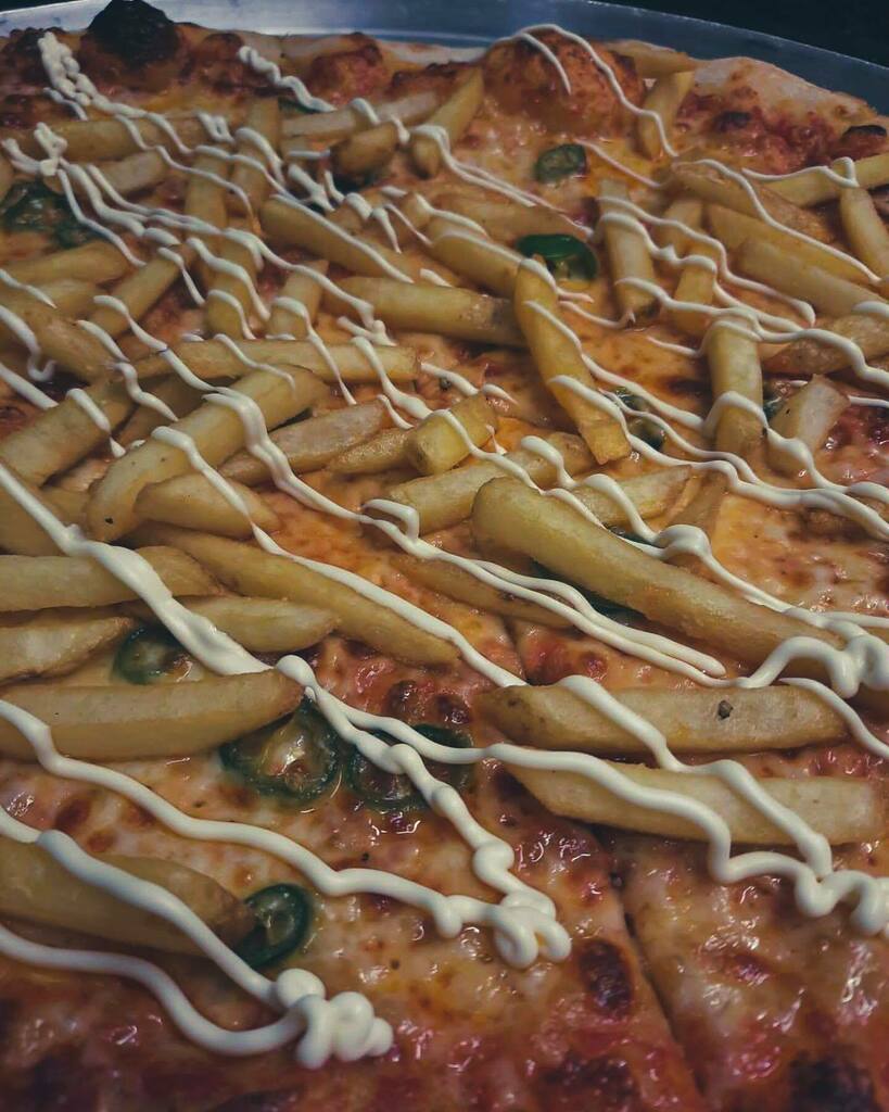 WestPizzaCF's tweet photo. Oh yes we did - only gone and put fries on a pizza π π
Slices and whole pizzas from 5pm @kongscardiff
#westisbest #westpizza #cardiff #caerdydd #pizza #pizzalovers #fries #cardifffood #cardiffpizza #cardiffindies #cardifflocal https://t.co/WvLO3kpavz https://t.co/H05TYHgNv2