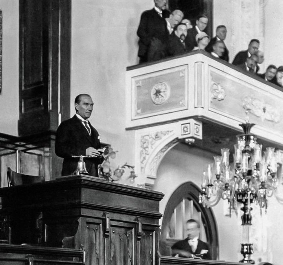 Fikirlerine, değerlerine ve inşa ettiklerine sonsuza dek sahip çıkacağız.
Daima izinde...
#10Kasım