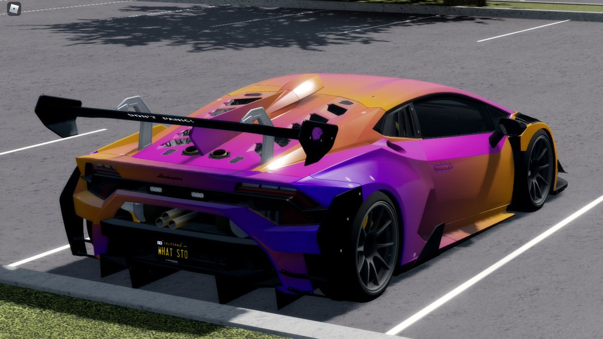 idkustoms's tweet photo. Alex Choi's Unicorn V4.1 recreated in #Roblox

(This color effect took me at least around 4-5 hours for me to get right but it was well worth it in the end)

Game by: @HSVgtsrs 
Car fully recreated by :@idkustoms 

#Roblox https://t.co/90jsMv0wdm