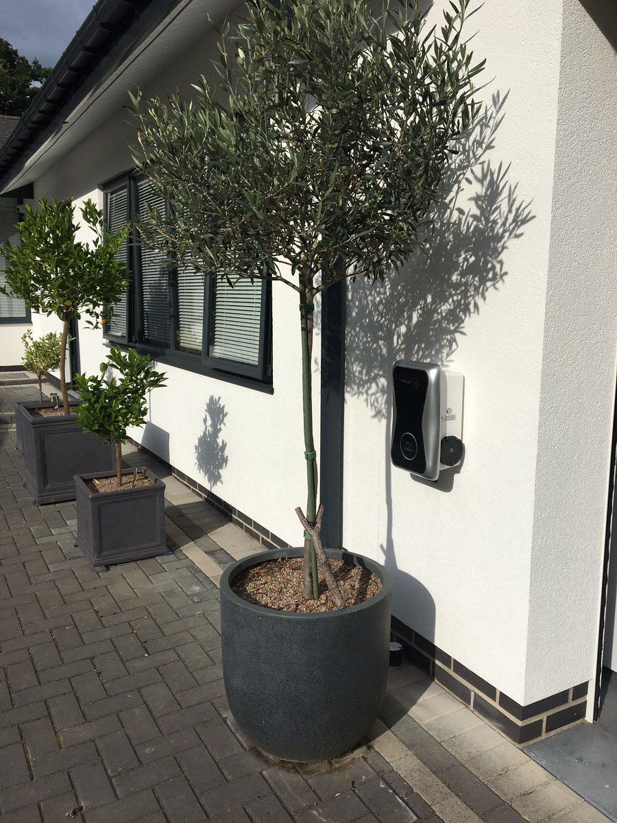 MBEInstalls's tweet photo. Be ready to go with an OLEV-approved car charger installed at home!  Time is running out to claim the £350 OLEV grant towards installation which has been announced to end on 31st March 2022. 01453 488800 info@mbeinstallations.co.uk
#gloucestershireev#evchargerinstall #OLEV https://t.co/HQQ1IDF8IM