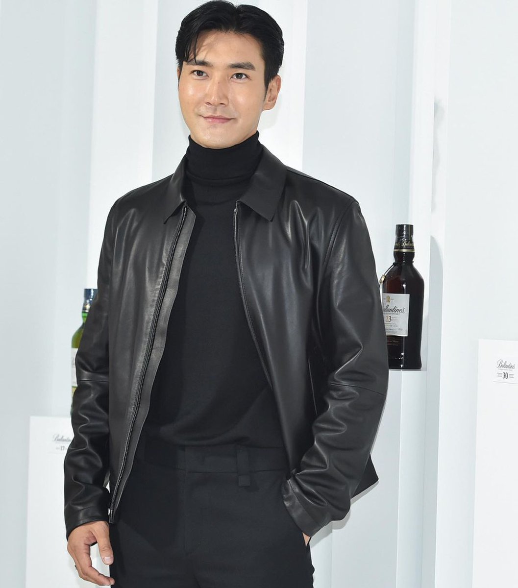 tias_siswanti's tweet photo. 📢ELPEU

SIWON POST ON IG

"Thank you for inviting me to such a meaningful event. It's a pleasure. Also, really appreciate the great article."

#E2I #Ballantines #Timewellspent #TimeSlowingExperience https://t.co/t1gMgWlZ7L