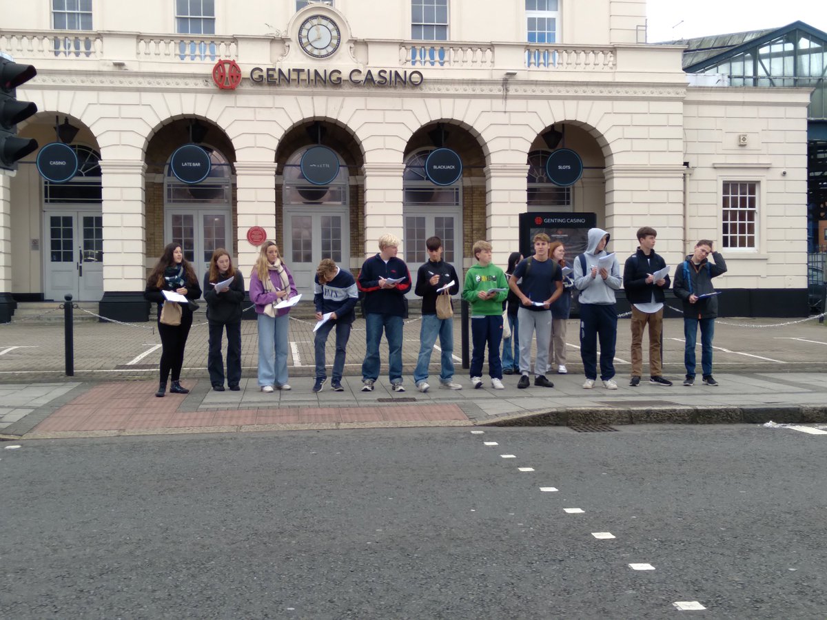CanfordSchool's tweet photo. Having had their field trip postponed twice due to Covid-19, it has been great to see our Fifth Form Geographers out conducting research into land use and environmental quality in Southampton city centre.
#geography #geographyfieldtrip #geographyresearch #explore https://t.co/Wv436KzqeD