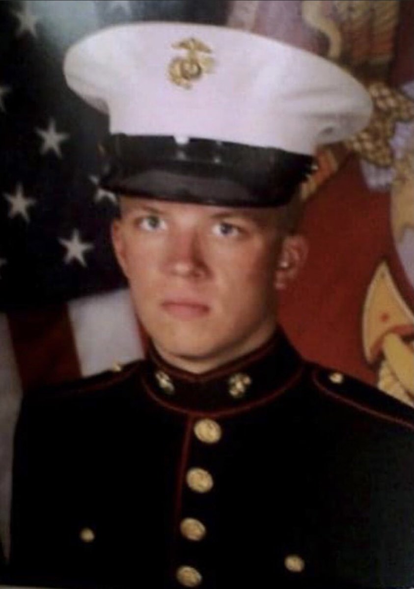 LPCoachMobley's tweet photo. Happy Birthday Marines! Semper Fidelis @USMC https://t.co/tL00Gi1KnX