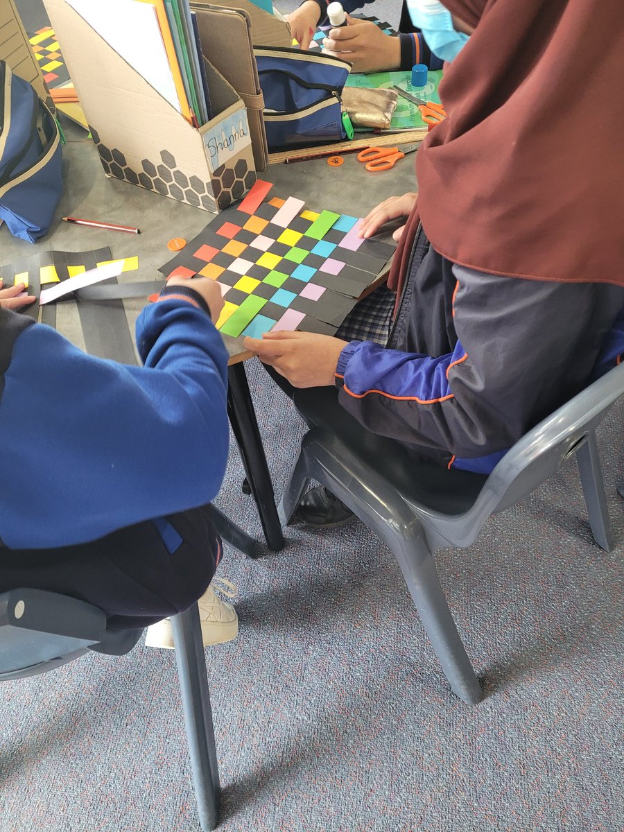 MissKeath's tweet photo. Creating paper weaves in maths. We represented the colours in our paper weave in fraction, decimal and percentage form.A fun hands on learning activity for them to apply skills of the 4 operations and see the connection between fractions, decimals and percentages! @AitkenCreekPS https://t.co/5ZhirbvwOK