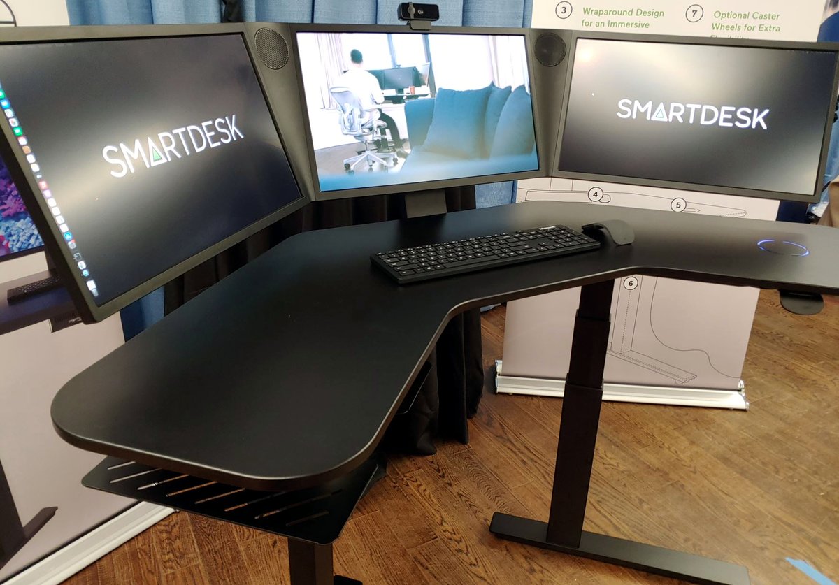 newyorkbob's tweet photo. What will offices look like when the #pandemic is over?
No one knows, but the triple-screened, height-adjustable SmartDesk Connect from Brooklyn-based @Cemtrex makes for a cool option.
See my #TechTip in @Sree’s Sunday Note:
https://t.co/BOle7xhhUZ
#CemtrexSmartDesk @PepcomEvents https://t.co/4xEYPNdC1G