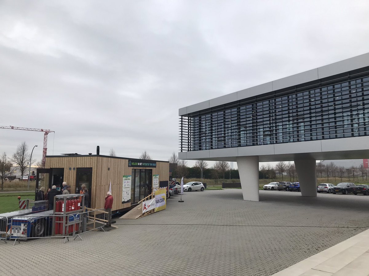 Waterstof Tiny hous staat bij <a href="/IntergasCvketel/">Intergas Verwarming</a> in Coevorden. Leerzaam en innovatief vandaag te bezichtigen aan de Europark allee 2