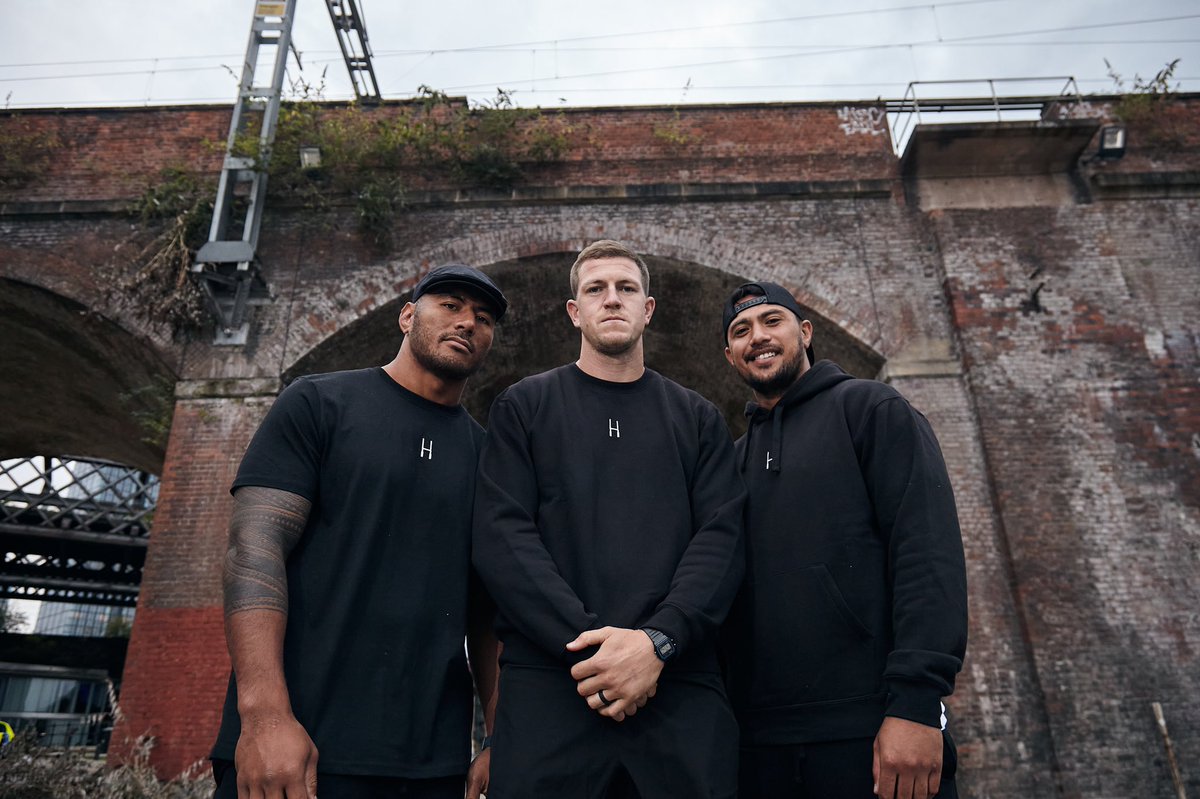 Dream team 🤩

Thanks to <a href="/SaleSharksRugby/">Sale Sharks 🦈</a>, <a href="/Manutuilagi/">MTU</a>, <a href="/SamJames560/">Sam James</a>, and <a href="/DennySolomona/">Denny_Solomona</a> for their support 🦈👏

#TackleTheStigma 🗣