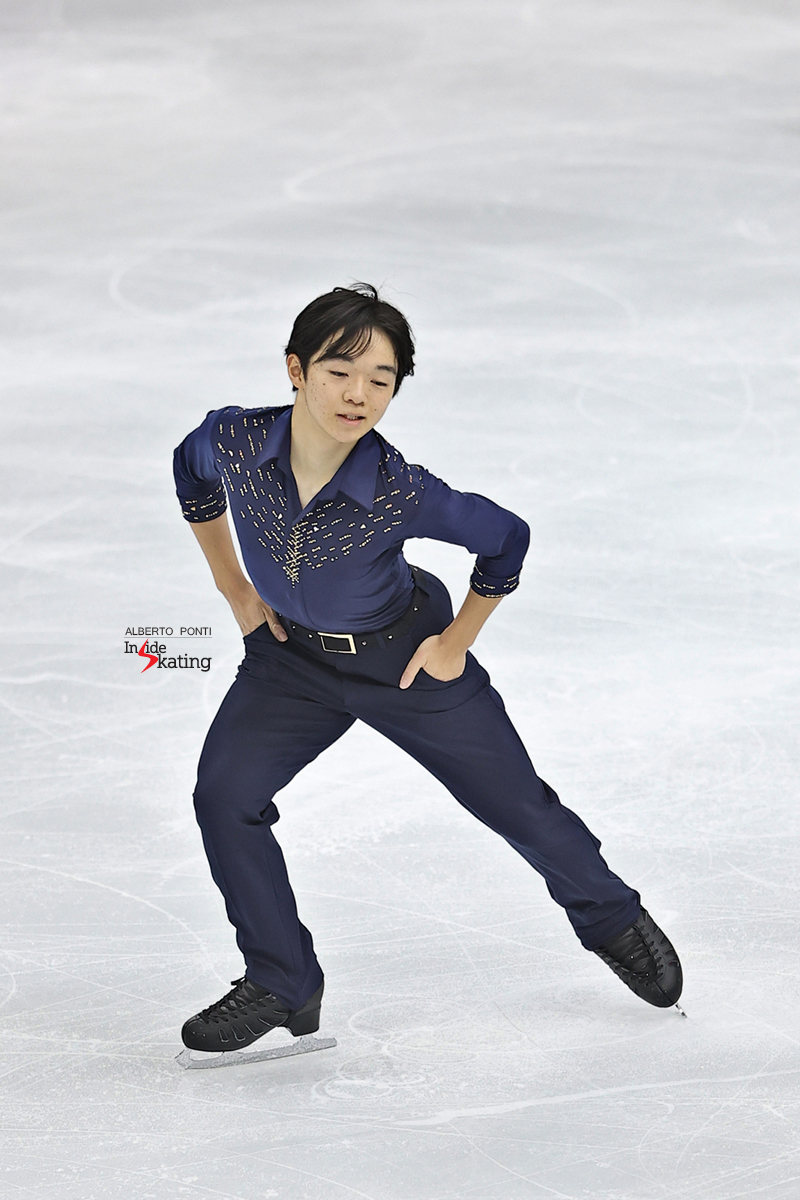 insideskating's tweet photo. And now onto this young man, #YumaKagiyama, and the lightness, the beauty of his skating.
No doubt, skating runs in @yuma_kagiyama05's blood.
#InsideSkatingHighlights #GPItaly https://t.co/dVdvOscGZG