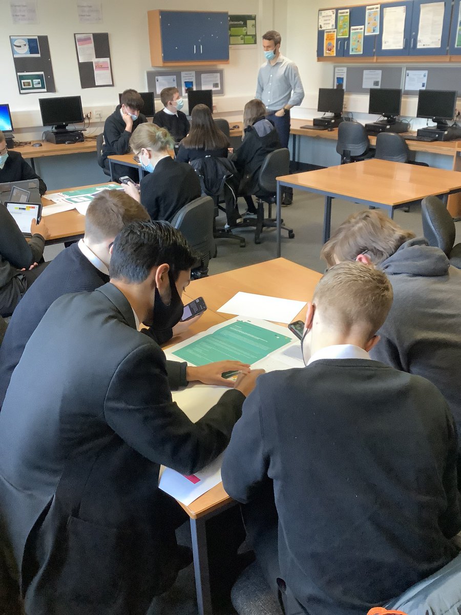 Researching current technology that shows carbon footprints and brainstorming ideas #DigitalDay21 #BIMA #WWF #Cop26 <a href="/BIMA/">BIMA (British Interactive Media Association)</a>