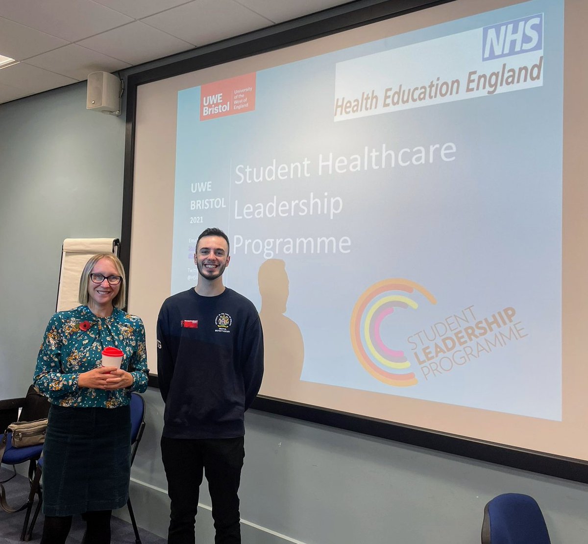 carrie_biddle's tweet image. @HSW_SHLP @NHSHEE_SWest delighted to have @AlexThearGraham join me to share his #Leadership adventure via #PBL to open the Student Leadership Programme on day one @UWE_AHP  @osborne_robyn @jane_bunce @Karenpudge @tupper32a @D_MARSDEN_OT @BeverleyHarden