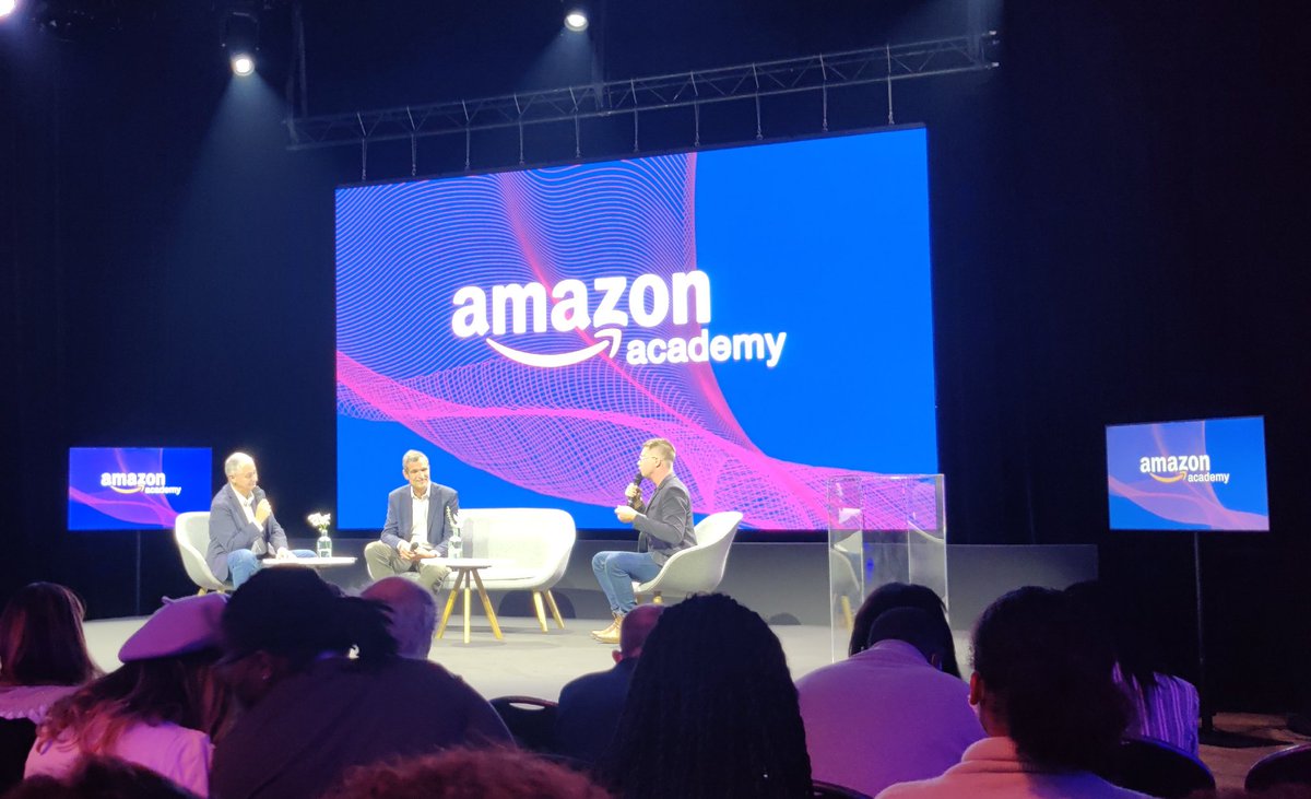 EsdNils's tweet photo. Retour d'expérience du jeune entrepreneur Benjamin Duvauchel, président d'Atelier 3D. 

"Quand on a les clefs de l'entrepreneuriat, tout le processus s'accélère" https://t.co/JCn3BzRNQc