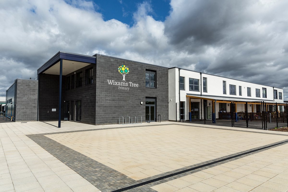wixamstree's tweet photo. We are recruiting! 
Please visit https://t.co/OZCKvoTcb6 to see our latest vacancies, including:
• Pre-School Keyworker
• 1:1 SEND Teaching Assistant
• Class Teaching Assistant https://t.co/YUvNCRVHML