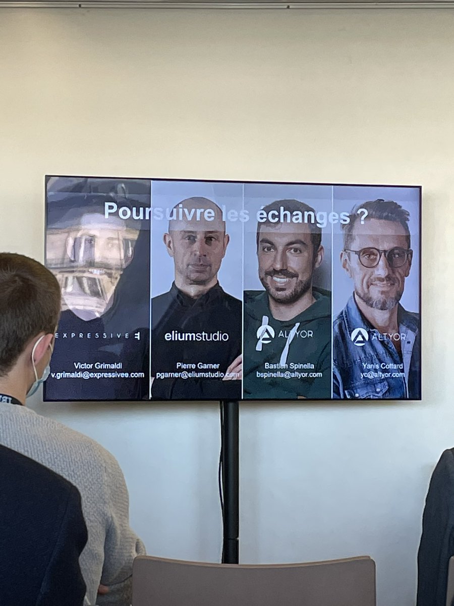 Sabrina Hm tweet media