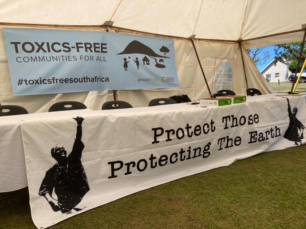 groundWorkSA's tweet photo. Today, Africans commemorate the day Ken Saro-Wiwa and his fellow activists known as the Ogoni 9 were murdered and silenced by the Nigerian state. In memory of Saro-Wiwa, #FikileNtshangase, Bazooka Rhadebe we again raise our voices for justice and call for #ToxicFree  communities https://t.co/9EF5pfCpJc