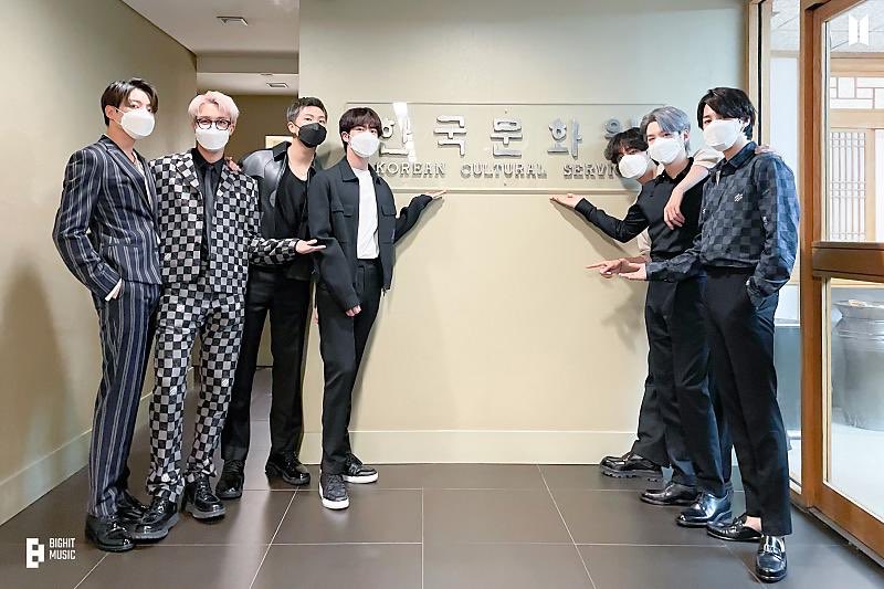 tanniegallery's tweet photo. 101121 BTS UNGA Moment 
(9)
#BTS @BTS_twt https://t.co/tHM1zRxhqj