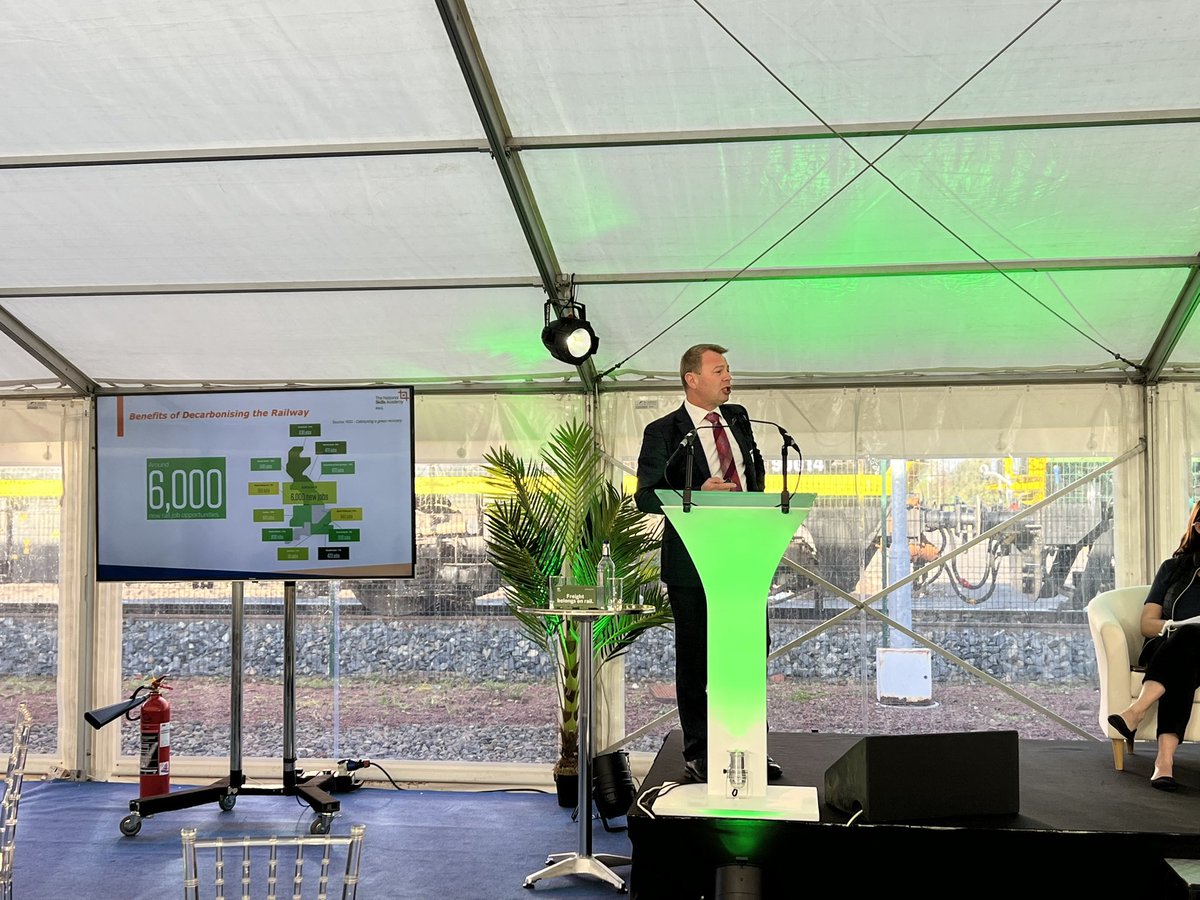 Neil Robertson, Chief Executive of The National Skills Academy for Rail, is on stage talking about the opportunities created from the decarbonising of the railway. 🚞

<a href="/NSARLtd/">NSAR</a> 
#pullingtogetherfornetzero
