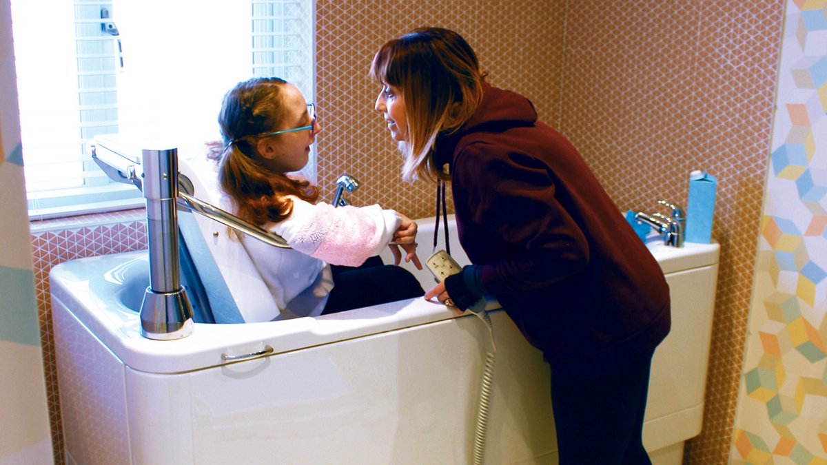 abacusbaths's tweet image. #OTs NEW blog: 'Sensory bathing - theory and approach'
"Bathing can have many benefits for different reasons to the individual, some of these may lie within the sensory feedback received during bathing or the subsequent impact on the body’s nervous system" bit.ly/3bX1KWm