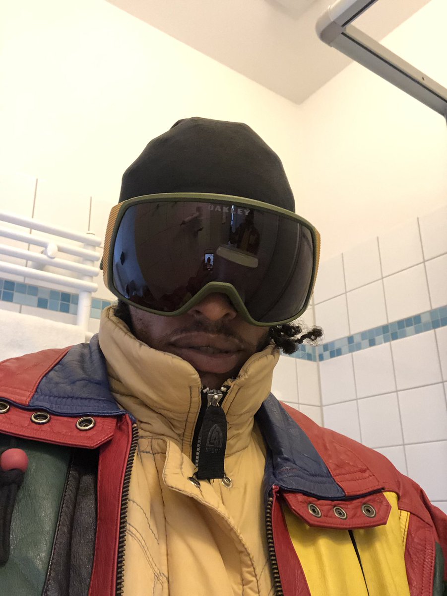 PinkSiifu's tweet photo. Berlin Tonight https://t.co/eOJ2nyA6we  ||| Schleusenufer 3, 10997 Berlin, Germany ||| 20:00pm https://t.co/DkZYvQ21FV