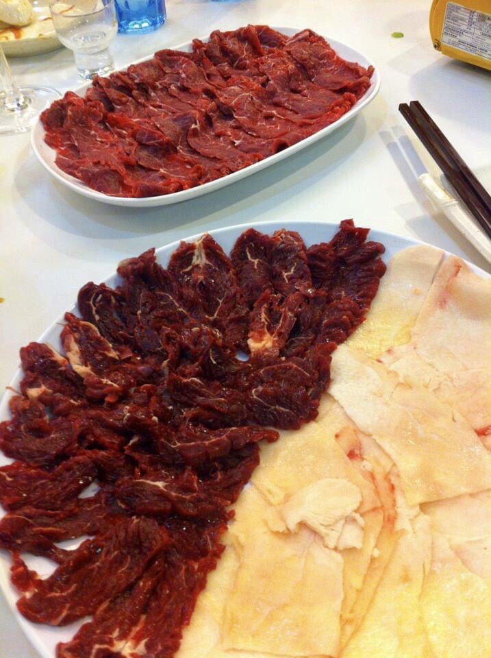 Wenchigc's tweet photo. #taiwan #gourmets2021 #beef #breakfast #soup #tainan #market #Hotpot #Formosa #winter #gathering https://t.co/psjiKZgulp