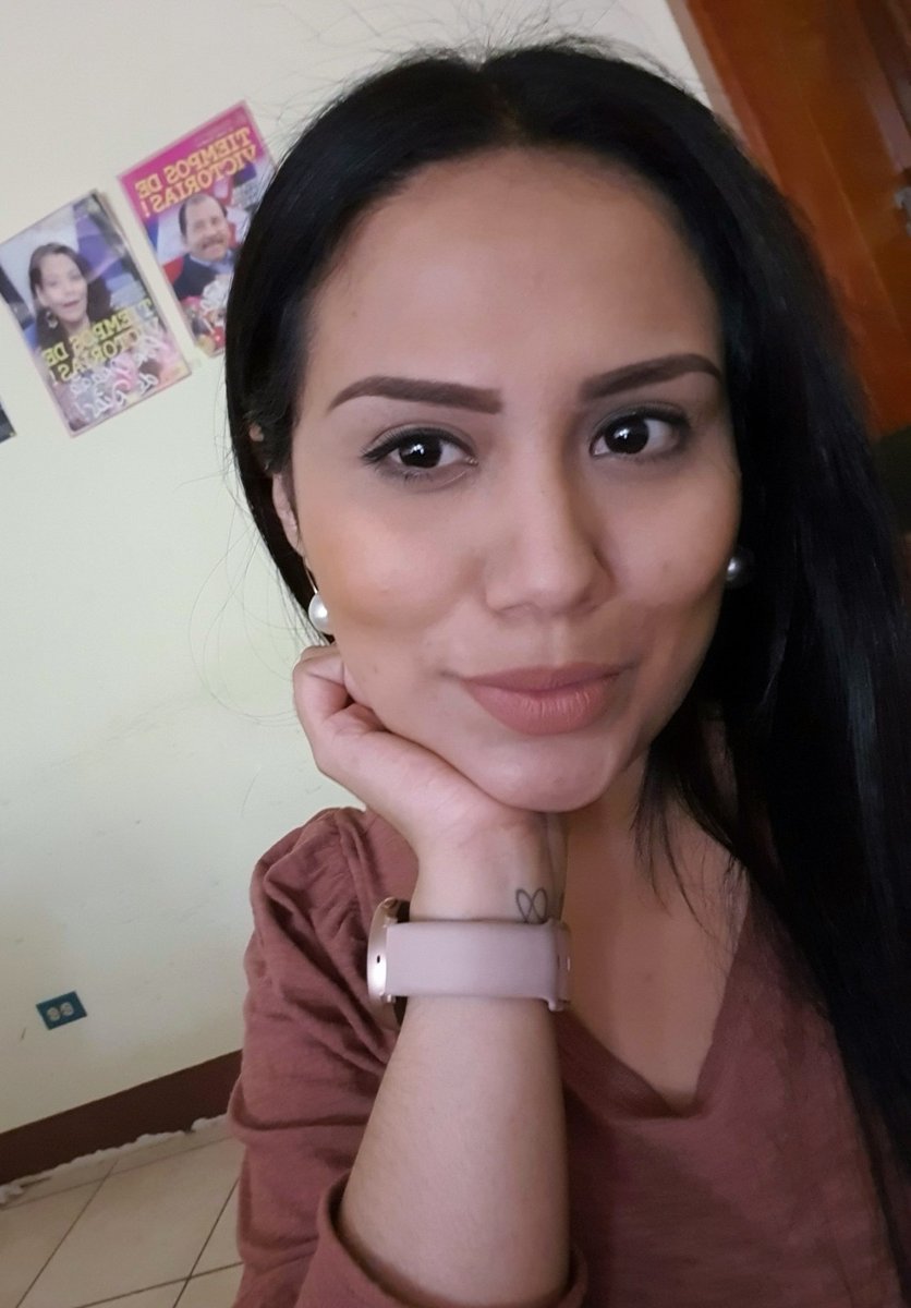 Miércoles 💜

Con los jefes ❤️🖤