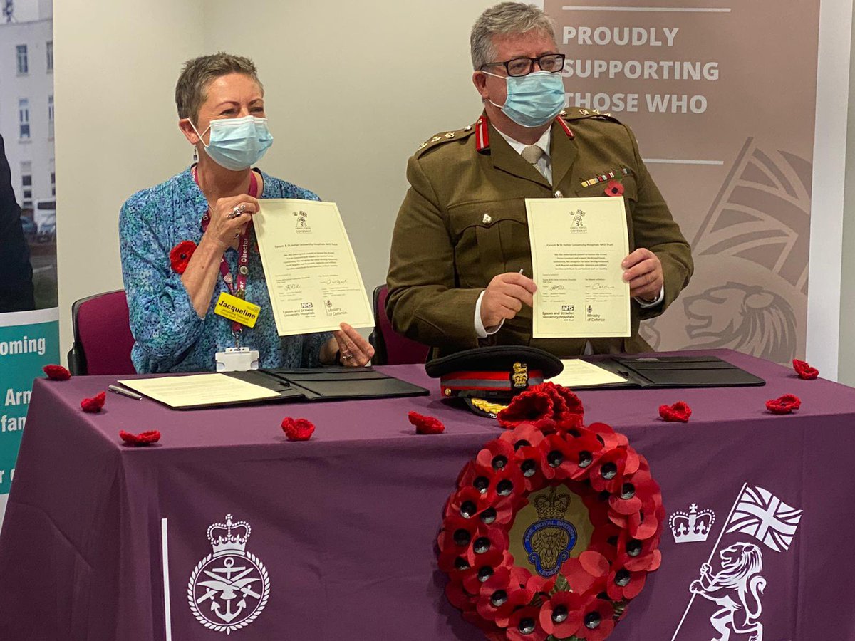 256MMR's tweet photo. Co 256 Field hospital signs military covenant with CEO of Epsom & St Hellier hospital today @GLRFCA @epsom_sthelier @ArmyInLondon @ArmyInLondon https://t.co/Qg5iFB2qnR