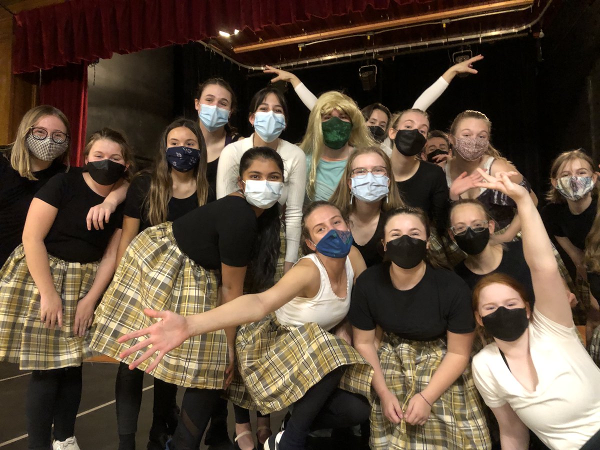 SacredHeartHfx's tweet photo. Tickets are selling fast for our Senior School’s presentation of “All Together Now. It’s live, it’s local, and it’s going to be fabulous! #MySHSH #AllTogetherNowMTI #SeniorMusical
https://t.co/yUYowOY7wa https://t.co/bfDZnOdeQi