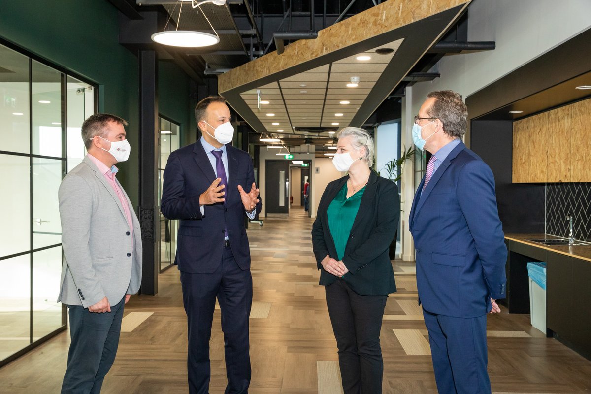 Entirl's tweet image. 3,000 additional jobs will be enabled by launch of the expanded GEC. Enterprise Ireland is delighted to have backed this expansion project with a €3.8m investment from the Regional Enterprise Development Fund and the Regional Enterprise Transition Scheme.rebrand.ly/jejhr0d