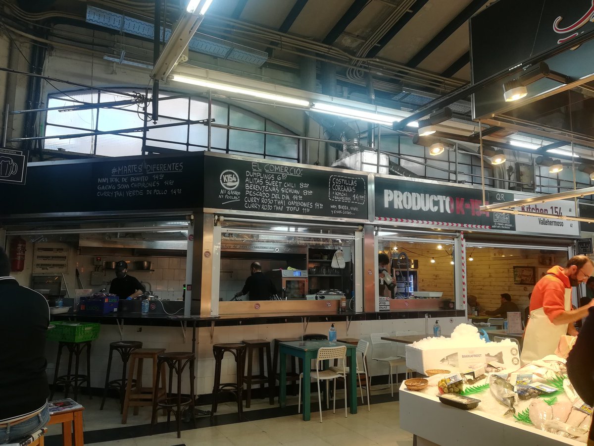 josepedromarui's tweet photo. Costilla en salsa koreana cocinada a baja temperatura, con kimchi, remolacha encurtida y tsukemono japonés de pepino. Pica!!!
#kitchen154 Mercado de Vallehermoso, Madrid. https://t.co/DCNg37QyuF