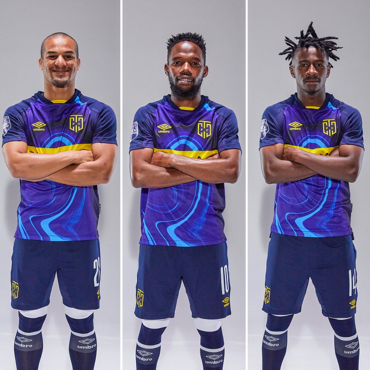 SphamandlaChil8's tweet photo. @iDiskiTimes @CapeTownCityFC Fagrie Lakay #23
Mduduzi Mdantsane#10
Terrence Mashego #14
#NoKitClashing https://t.co/PEGHkN2rN3