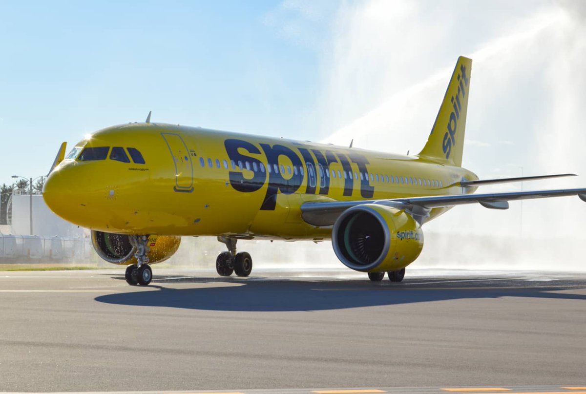 flymanchester's tweet photo. We had a throwback this morning with an old @SpiritAirlines livery at MHT! Which is your favorite: old or new?
#SpotMHT #LiveFreeSpirit https://t.co/HhNzR49hGQ