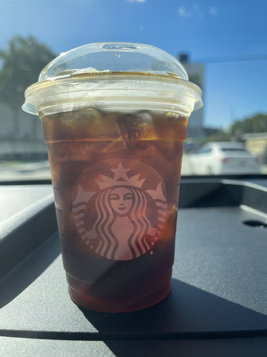 FreddieCruz16's tweet photo. BIG THANKS @Starbucks for hosting a Wonderful @CoffeewithaCop event in the Gorgeous Edgewater. Nice to reconnect with great folks. @CommKCarusoMPD @MGonzalezMPD @TCarrollMPD @MoralesMiamiPD @kenforflorida @BNAedgewater ☕️ https://t.co/FNsbbpqoCm