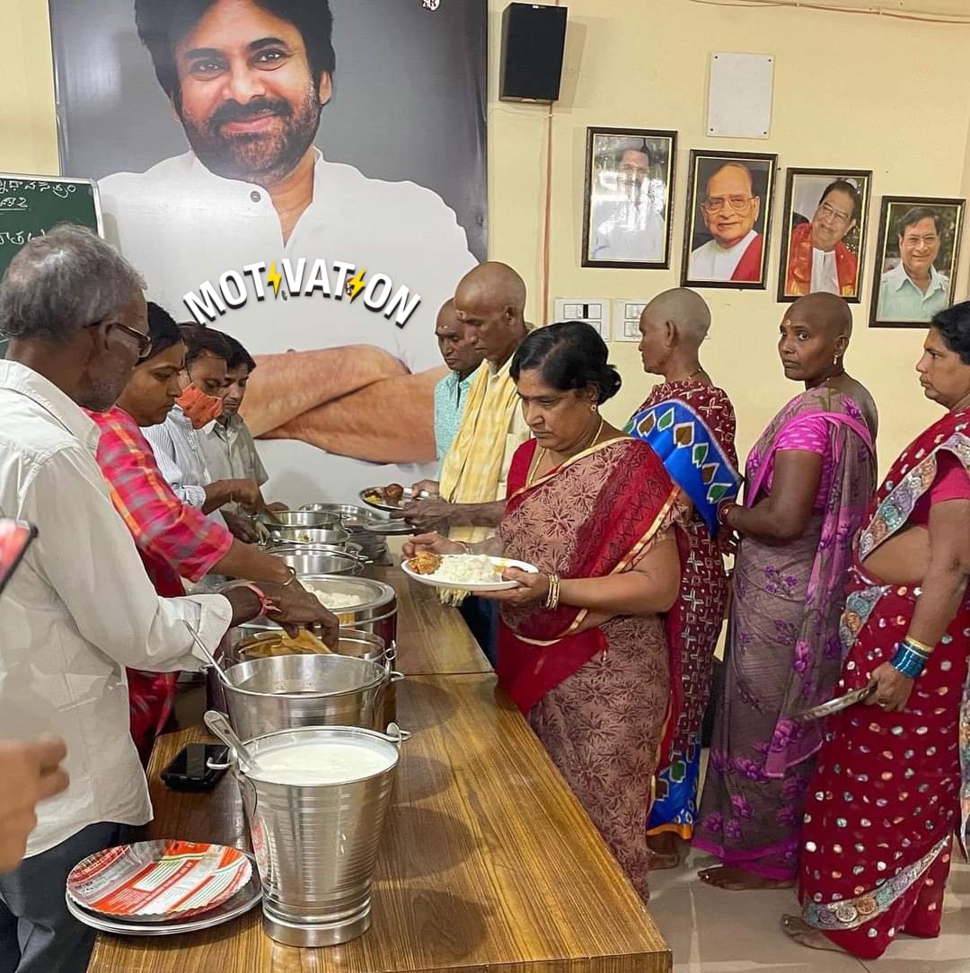 Narendra4News's tweet photo. జనసేనాని కొణిదెల పవన్ కళ్యాణ్ గారి స్పూర్తితో వారణాసిలో మీకు ఎలాంటి సహాయమైన, ఉండడానికి రూమ్స్,
ఉచిత భోజన అన్నదాన సత్రం మన తెలుగు వారు శ్రీనివాస్ గారు (9161191919) నడుపుతున్నారు.
#varanasi #janasena #pawankalyan https://t.co/vxaJY9lHTO