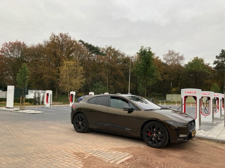 electricfelix's tweet photo. @nordicevs @Evrijders @EllenHiePR @Tesla Testing in progress
#SuperchargingTheIPACE
⚡️⚡️⚡️ https://t.co/un5Cv8CVP0