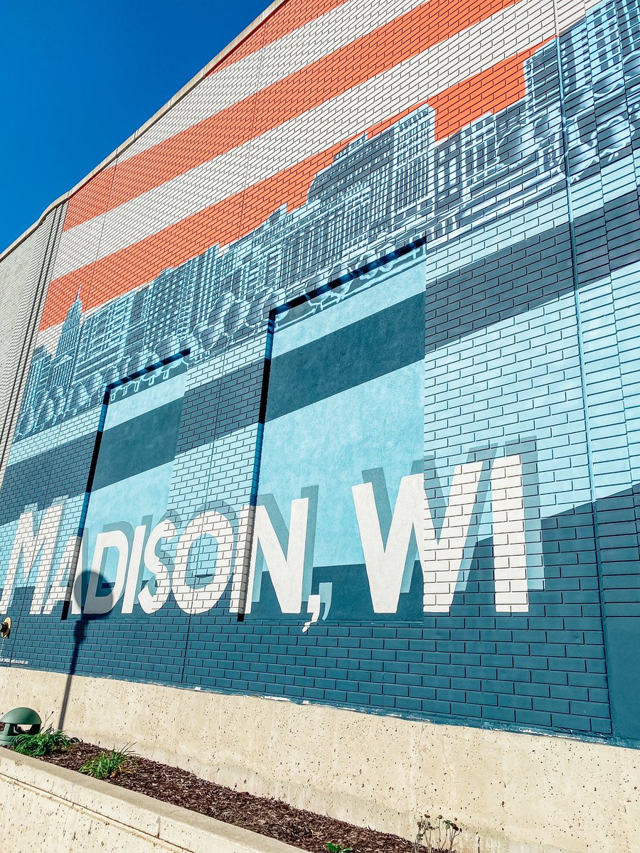JourneyWJBlog's tweet image. [MADISON, #WISCONSIN] Another great one located in the Hilldale Shopping Center (726 N Midvale Blvd, #Madison, WI 53705).