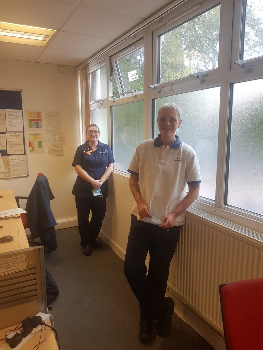 Trafford_CEC's tweet image. Advanced clinical practitioners come from all types of professional backgrounds! Two of our trainee ACPs Caroline (nursing) and Jo (physiotherapy) working to deliver and expand our community matron and admission avoidance service #AdvancedPracticeWeek @TraffordLCO @LeadNurseTLCO