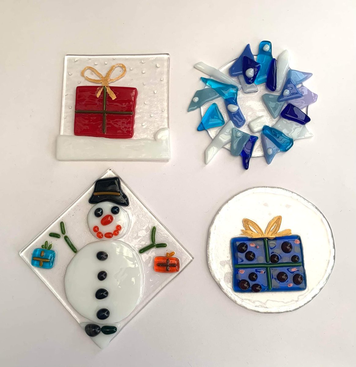 Rotherhamcreat2's tweet photo. We have certainly been busy this week so far. Look at these amazing Festive Coasters created by our adult learners. The first time they have done a fused glass workshop and these are their amazing results. Superb work. #creativecommunities #rotherhamcreative #adultlearning #fun https://t.co/yTkJ99mMHU