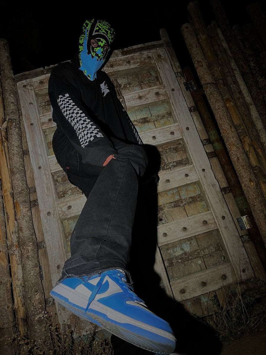 gabegotemkicks's tweet photo. IN the DARKEST hours I GAIN sight🦉

@asspizza @rhude @KodakBlack1k
#model #fashion #rhude #asspizza #mensbestfits #whatyourocking #levis https://t.co/gkL8FYzyEk